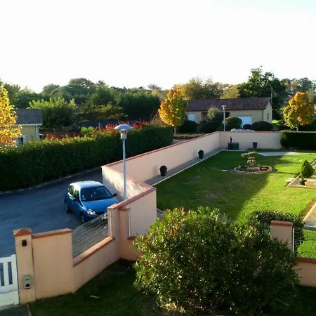 Penzion Garonne Bistronomie 2*
